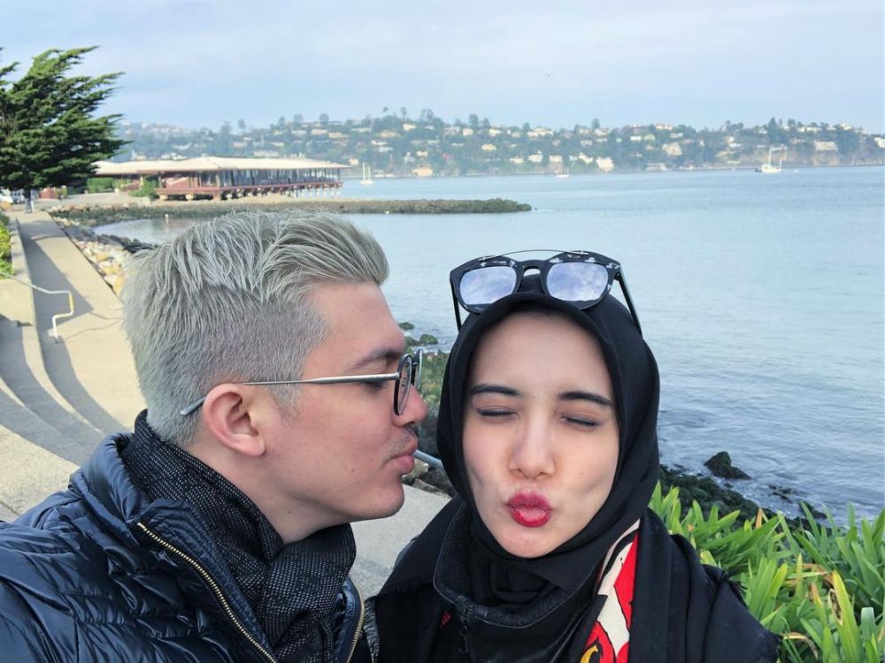 5 Pasangan  suami-istri seleb duet nyanyi, romantisnya nggak abis-abis