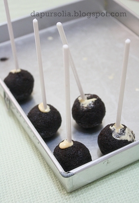 Resep mudah bikin cake pop, kue bolu unik berbentuk lolipop