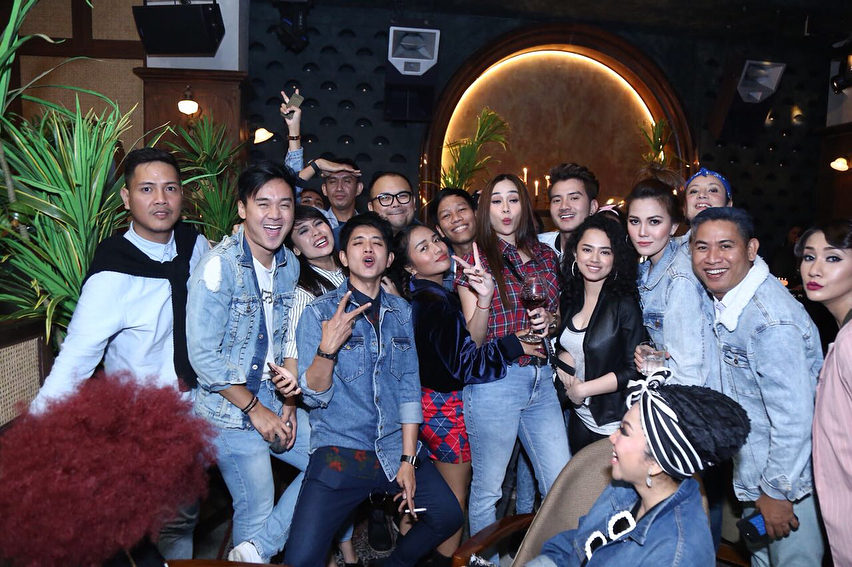 7 Potret seru Squad Tenaga, geng Aura Kasih, saat bareng kekasih