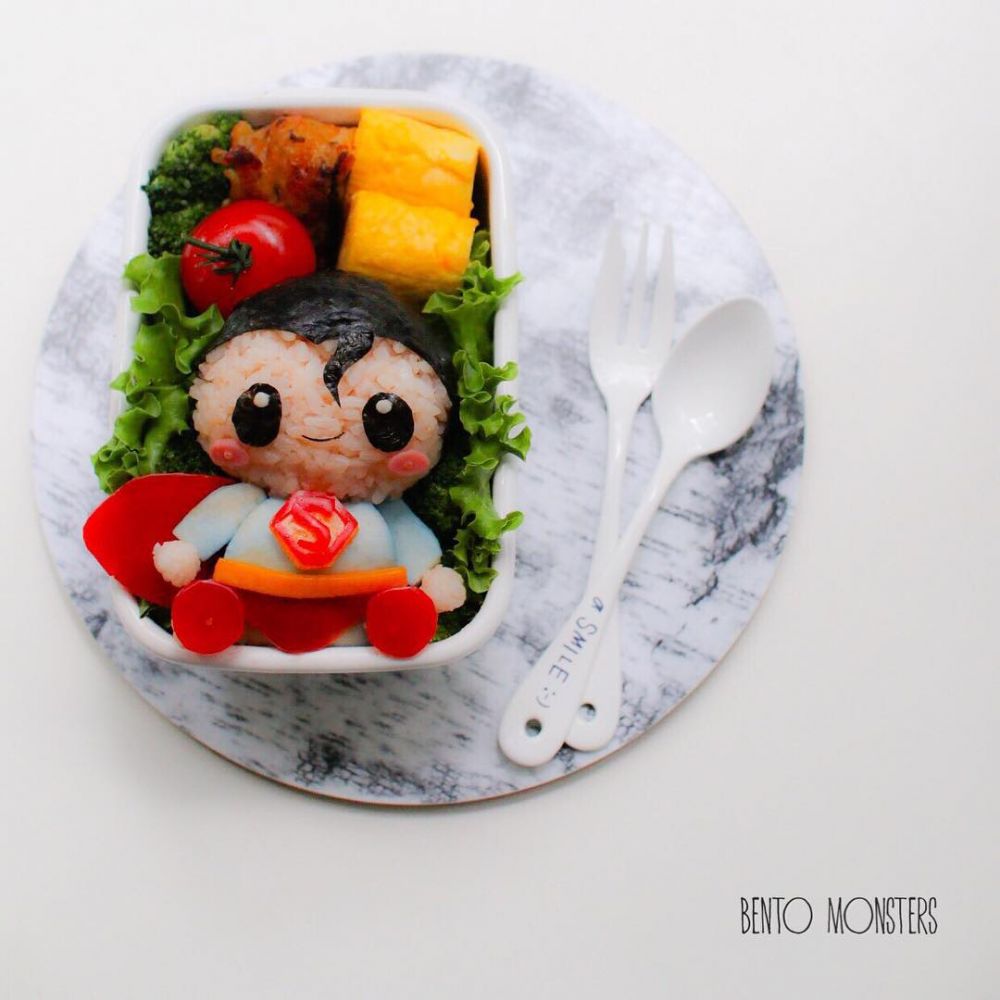7 Kreasi bento karakter superhero ini keren, jadi nggak tega makan nih