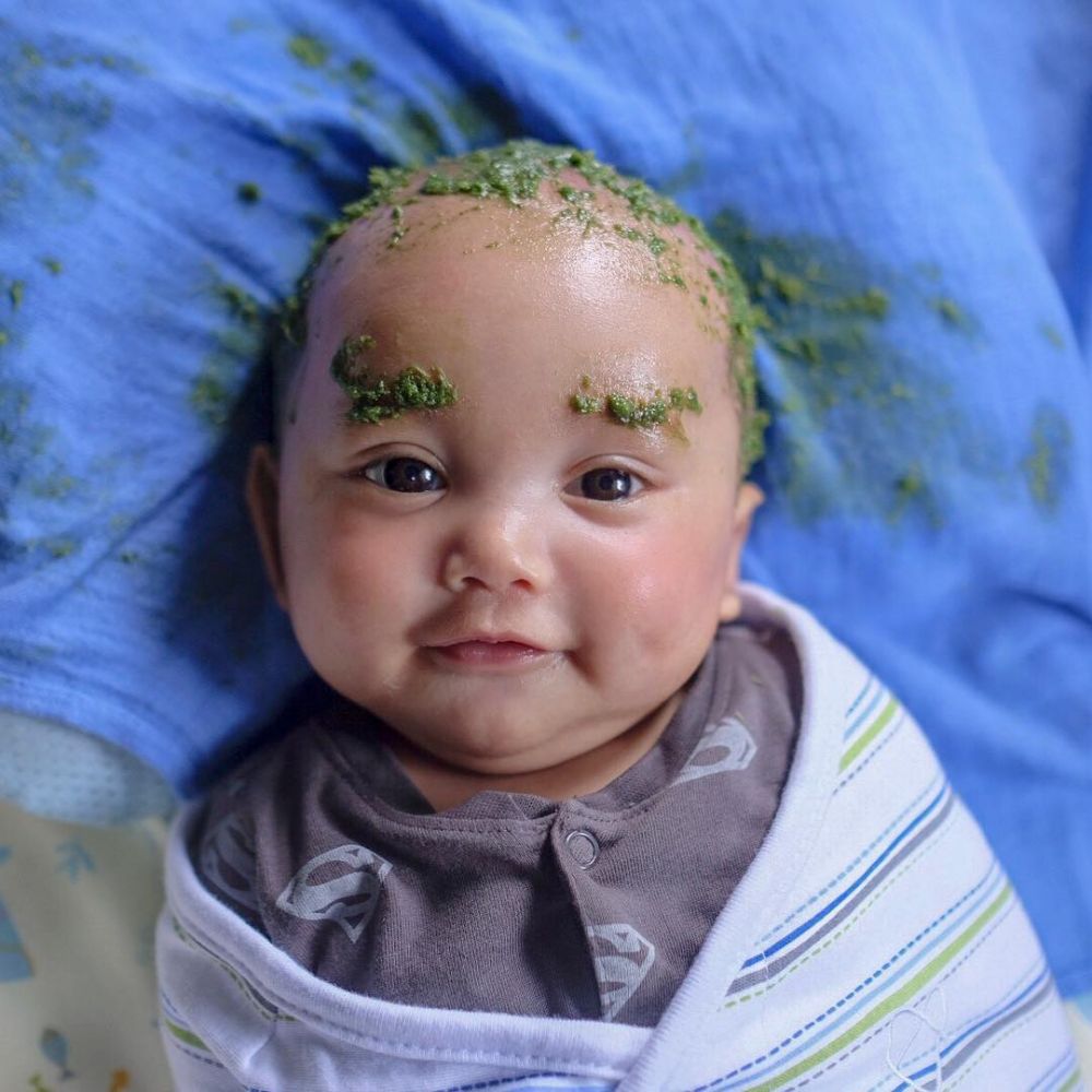 10 Potret bukti bayi Rachel Vennya sadar kamera, menggemaskan banget