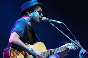 Bawakan lagu Slank, Glenn Fredly hentak Java Jazz di hari pertama