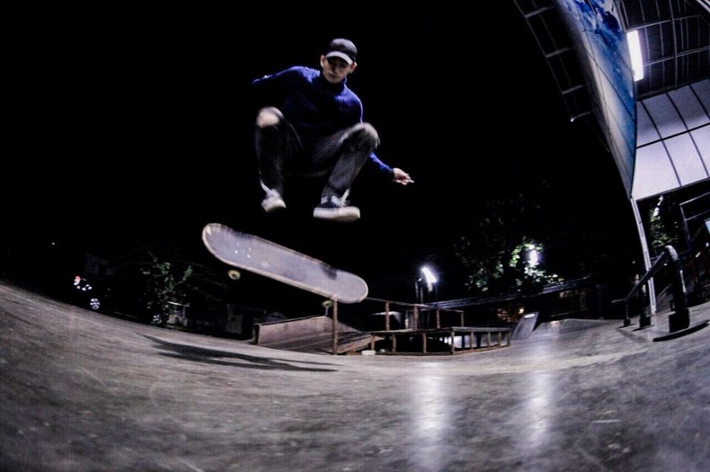 10 Gaya Bio One 'Catatan Harian Aisha' main skateboard, keren abis