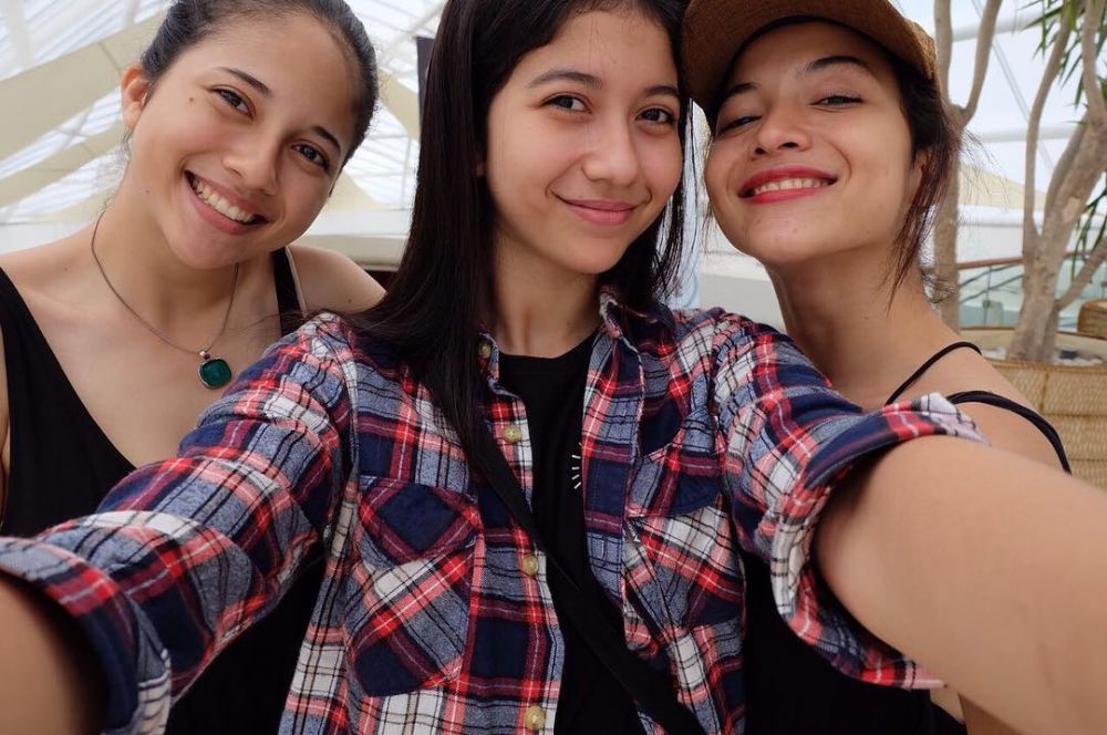 8 Pesona Selly Marino, adik ipar Chicco Jerikho yang berparas manis