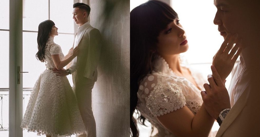 Disebut pre-wedding, ini 10 foto pemotretan Nikita Willy & kekasihnya