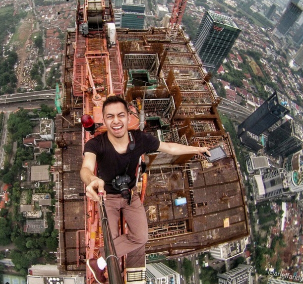10 Selfie fenomenal orang Indonesia, kamu pasti pernah melakukannya