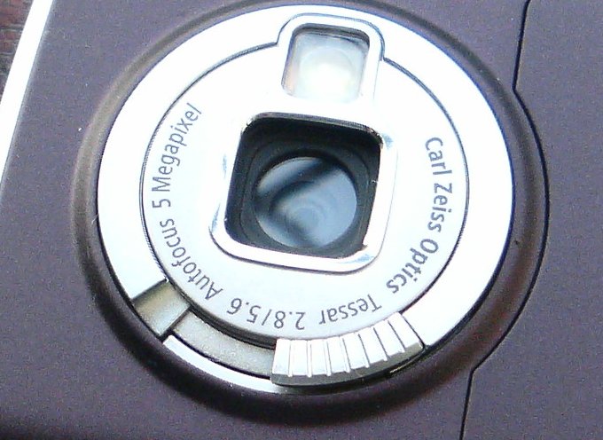 7 Evolusi kamera HP, dari resolusi kurang dari 1 MP hingga libas DSLR