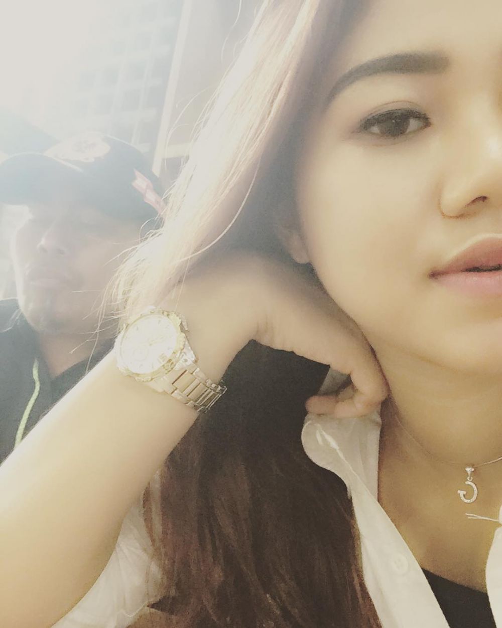 10 Potret cantiknya Gita, istri Bopak Castello yang baru melahirkan