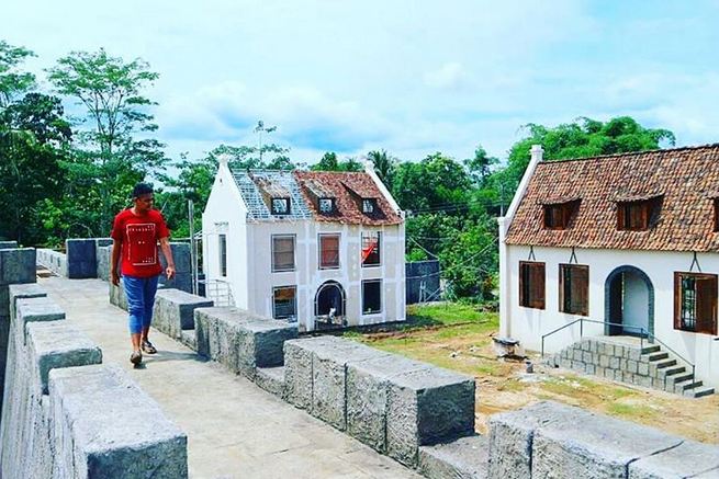 Mengunjungi Mini Hollywood di Desa Gamplong Sleman