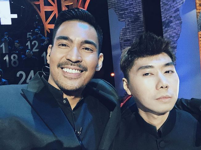 10 Momen Robby Purba & Roy Kiyoshi di balik syuting Karma, kompak abis