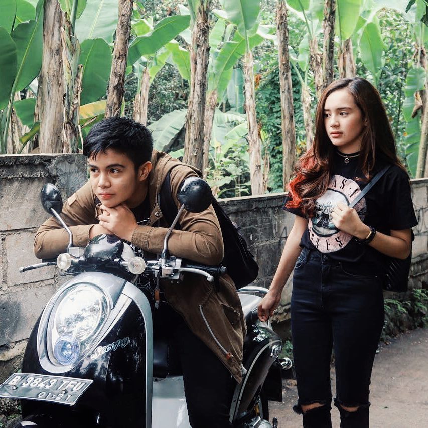 10 Gaya keseharian Umay Shahab, kini makin kece dan tampan