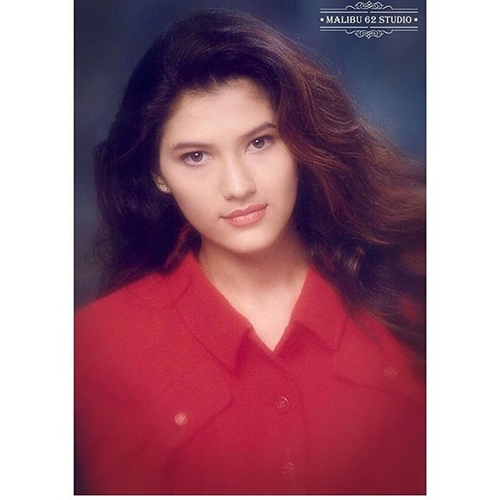 15 Potret jadul seleb Tanah Air era 90-an, siapa favoritmu?