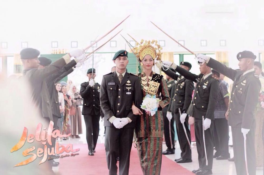 7 Potret istri Chicco Jerikho saat menjadi  'pendamping hidup' tentara