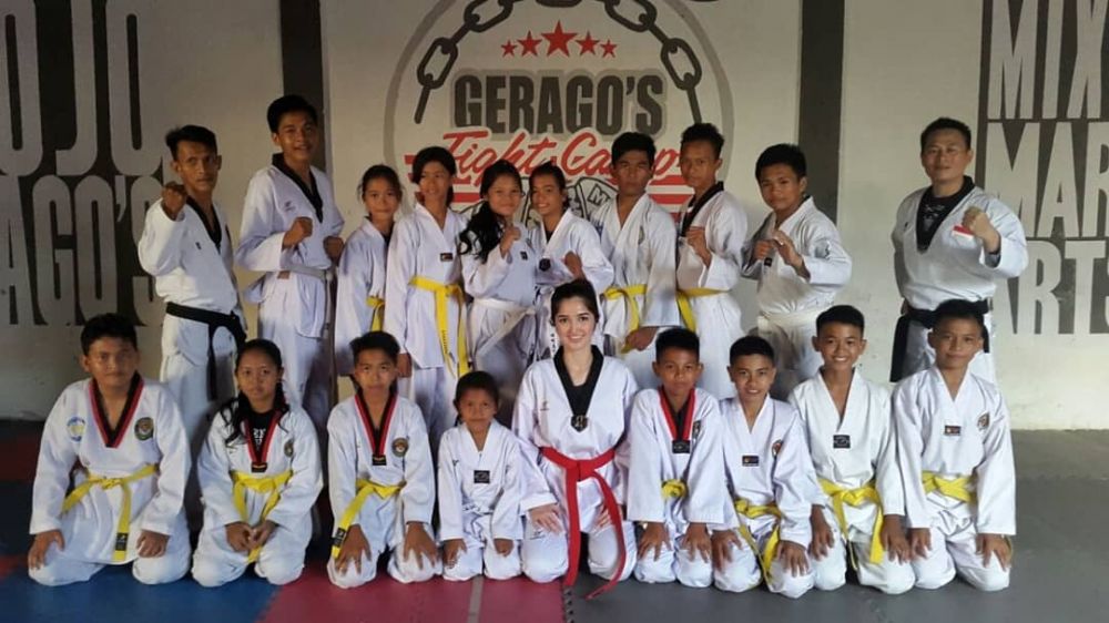 10 Pesona Sonia Fergina Citra, peraih mahkota Puteri Indonesia 2018