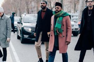 10 Gaya Mobolaji Dawodu, pria yang kenakan peci di Milan Fashion Week
