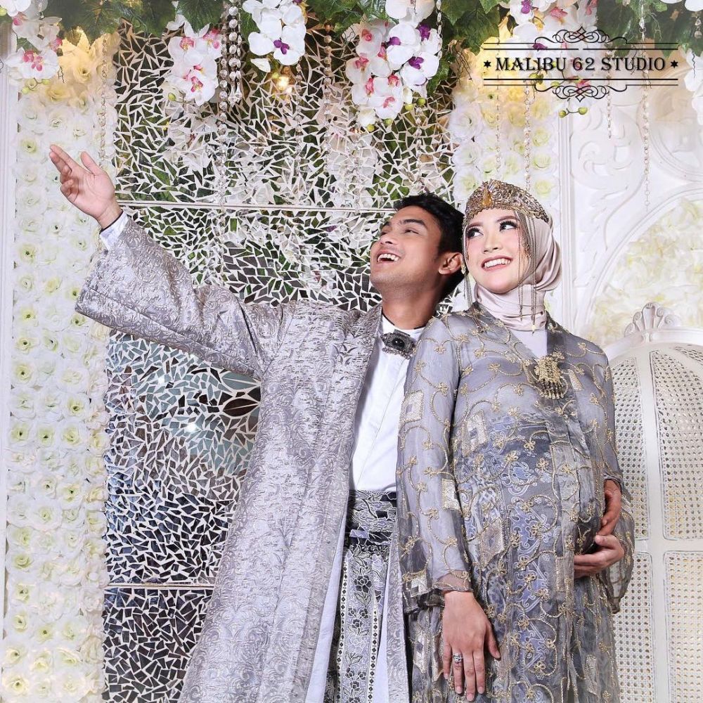 10 Potret maternity shoot Adhitya Putri, anggun bak putri raja