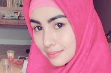 Tampil unik saat pemotretan, hijab Kartika Putri jadi sorotan warganet