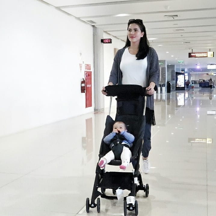 Ini harga stroller bayi 9 seleb Indonesia, sampai puluhan juta rupiah
