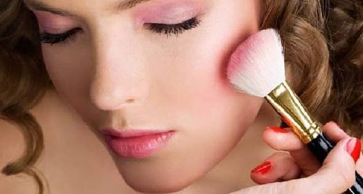 Tak disadari, 6 kesalahan ini kerap dilakukan saat pakai makeup