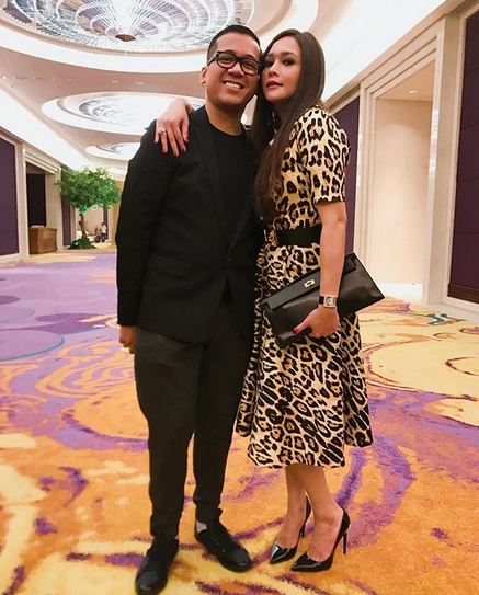 Berstatus janda, 4 seleb ini jadi sorotan saat foto bareng artis pria