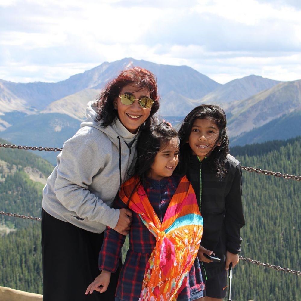 Terlihat sangar, 10 potret ini bukti Menteri Susi sosok penuh kasih