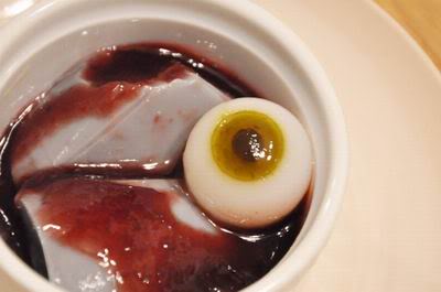 6 Kuliner berbau mistis yang bikin penasaran, berani coba?