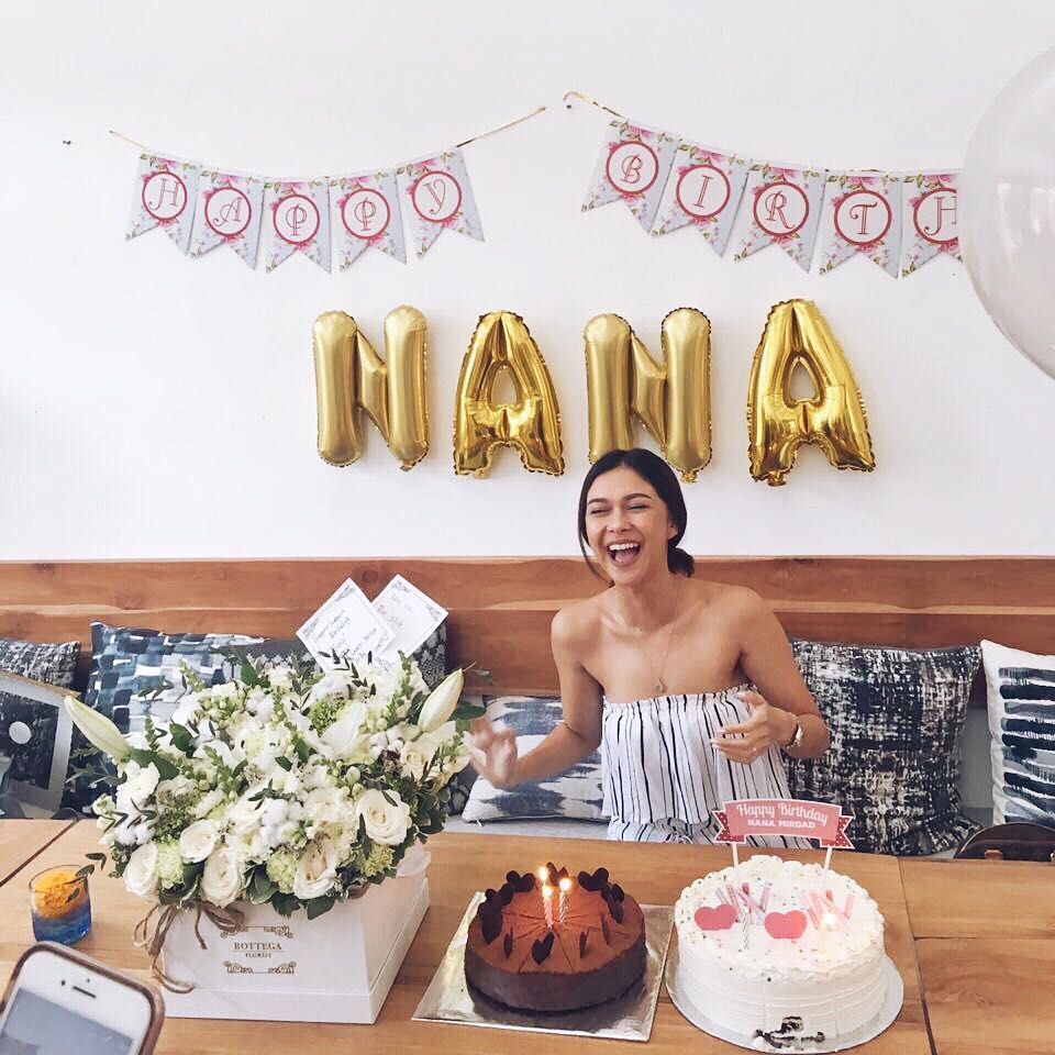 Rayakan ultah ke-33, penampilan Nana Mirdad seperti gadis usia 20-an