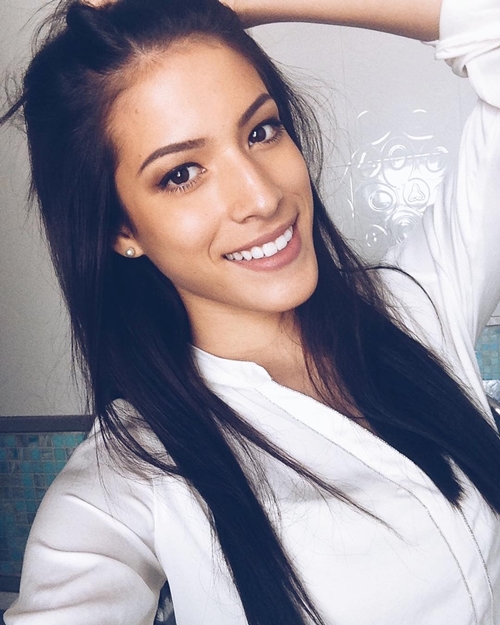 10 Gaya seksi Samantha Katie, Miss Malaysia yang disebut mirip Millen