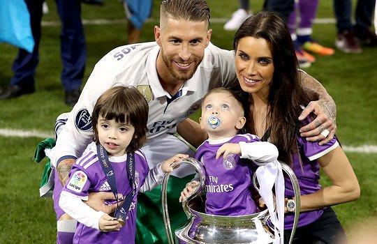 13 Momen bintang sepak bola dunia bareng keluarga, family man banget