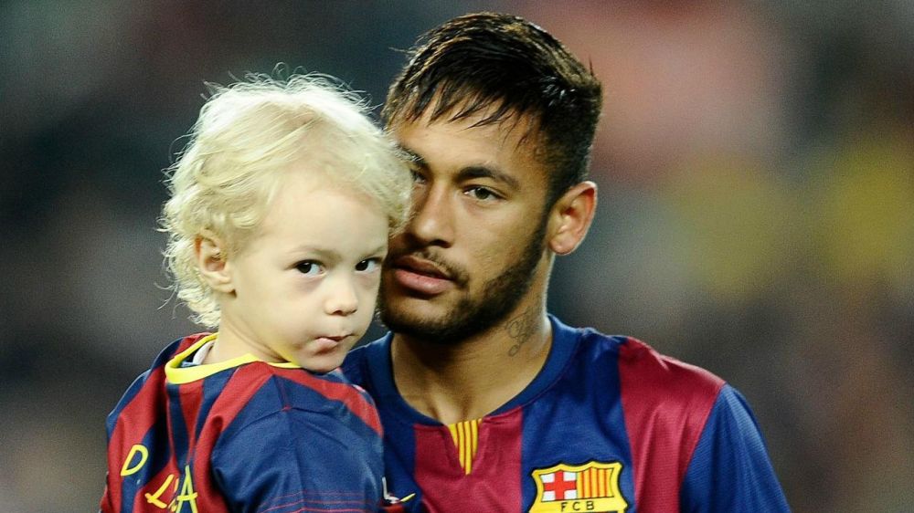 13 Momen bintang sepak bola dunia bareng keluarga, family man banget