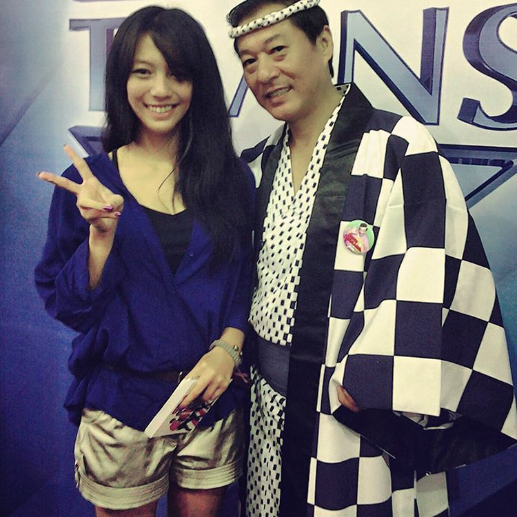 Dikenal penyayang, ini 10 momen kedekatan Chef Harada dengan putrinya