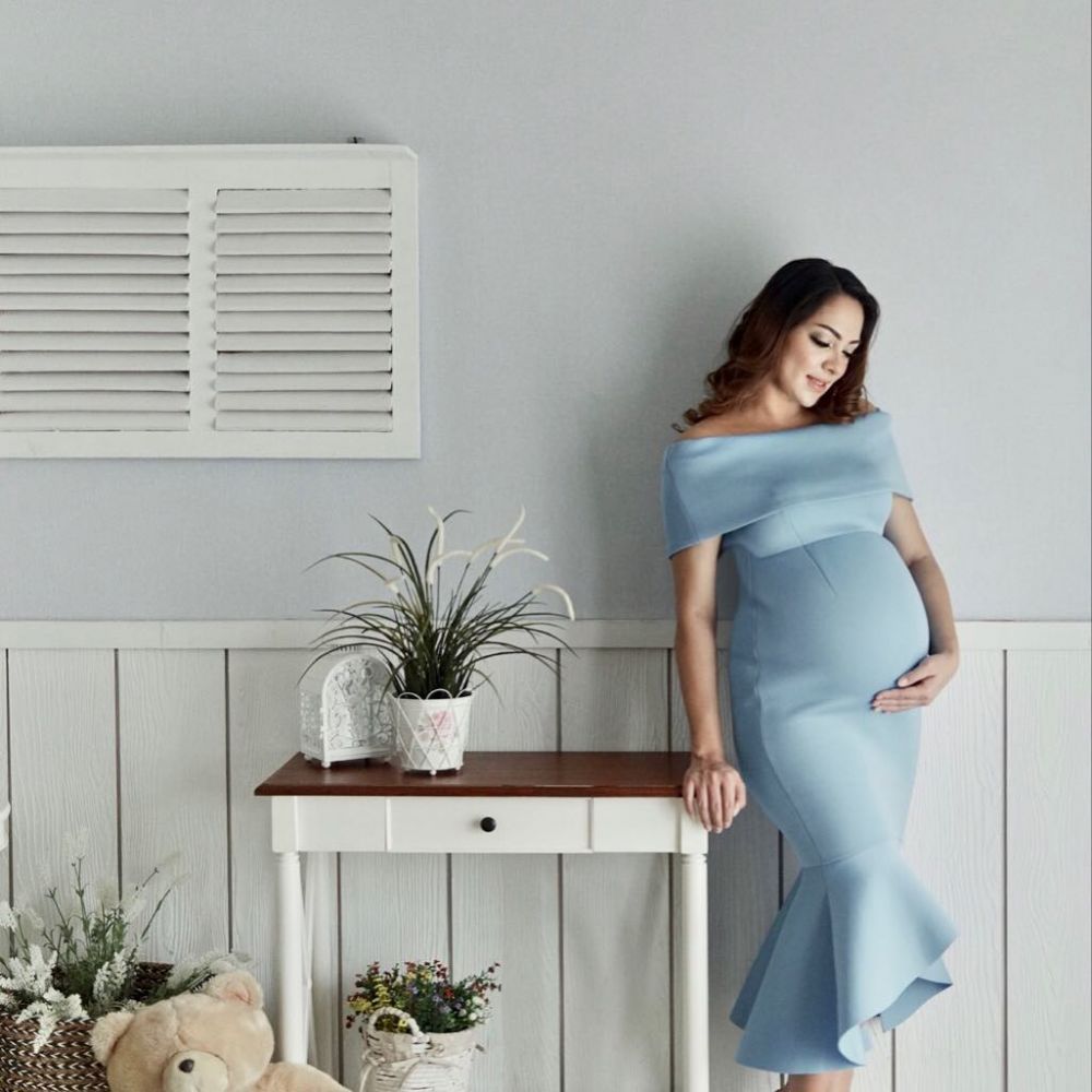 8 Foto maternity dokter cantik Reisa 'Dr Oz', tetap elegan dan menawan