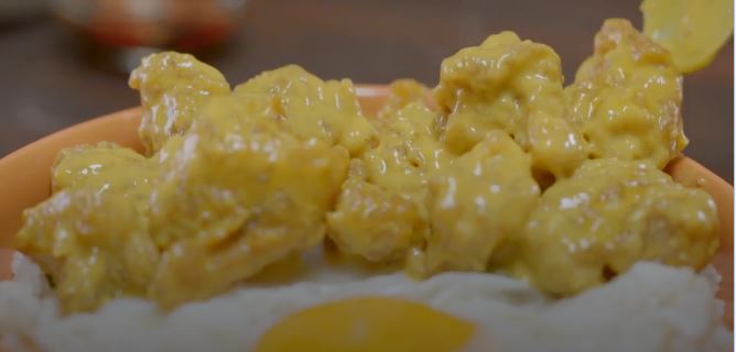 Resep mudah bikin ayam saus telur asin, kuliner lezat yang lagi hits