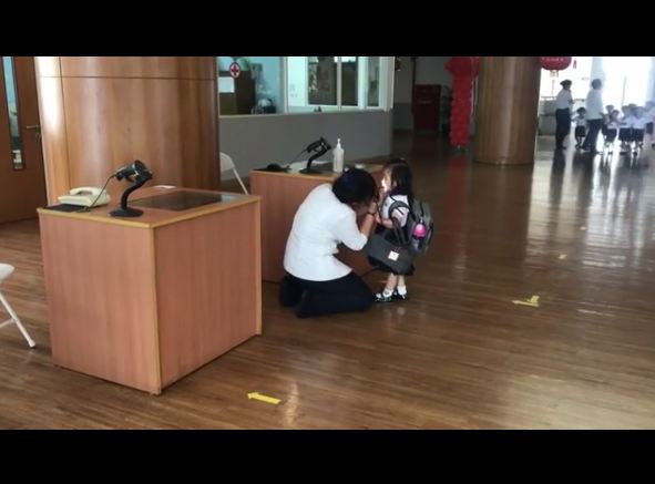 Gaya 5 anak artis saat bersekolah, putri Ayu Ting Ting juara nyanyi