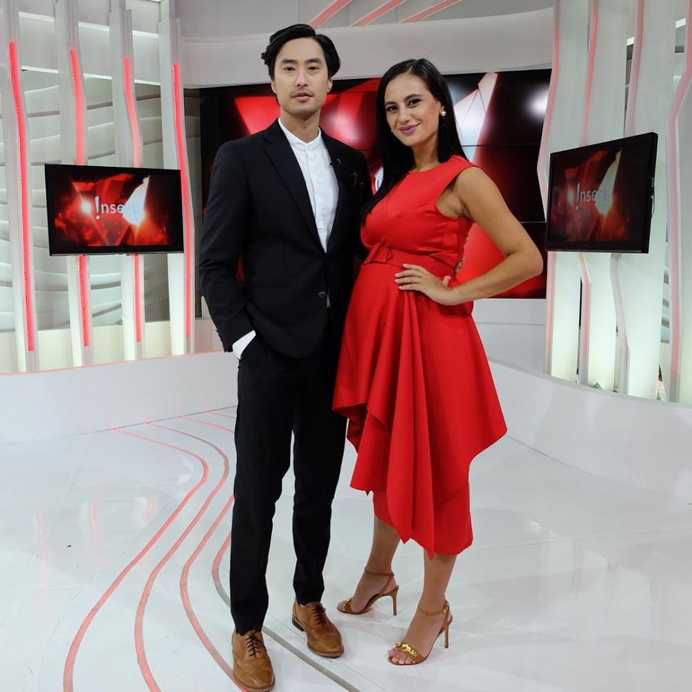 Berani pakai heels, ini 8 gaya memesona Marissa Nasution saat hamil