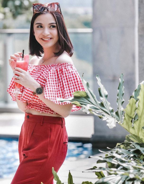 10 Transformasi Chelsea Olivia, dari imut hingga jadi mama muda