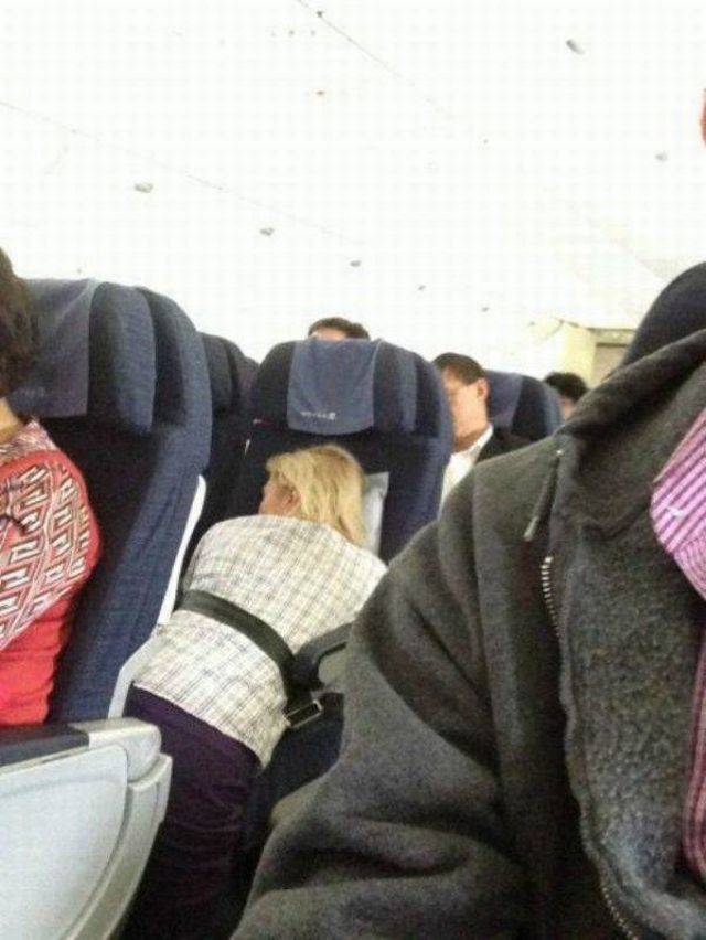 Kelakuan absurd 12 orang ini bikin ingin berkata 'terserah lo deh'