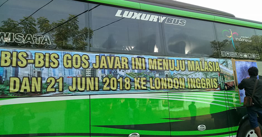 Rombongan asal Pasuruan ini ke Malaysia naik bus, gile bener