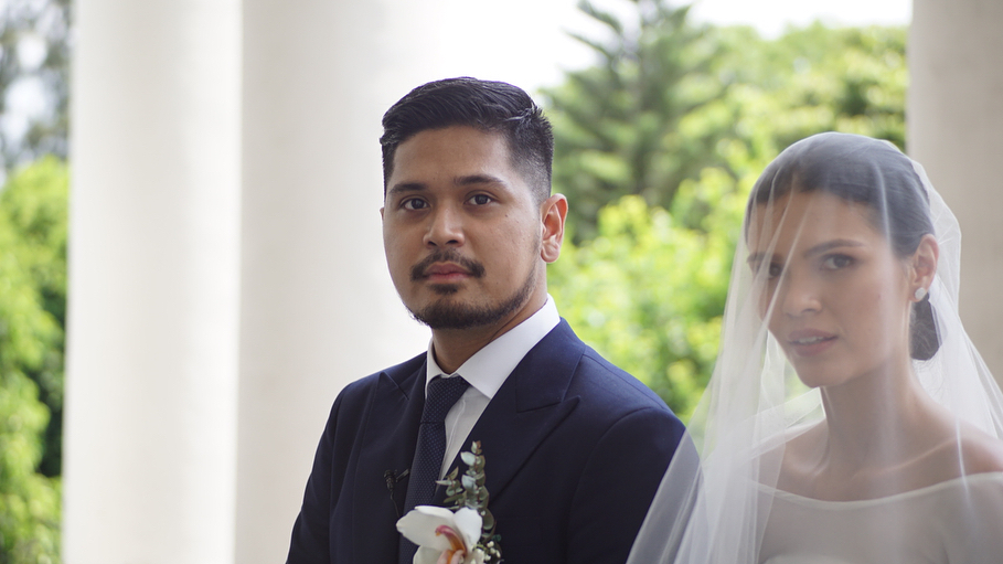 Sah suami-istri, ini 8 momen sakral nikahan Petra Sihombing-Firrina