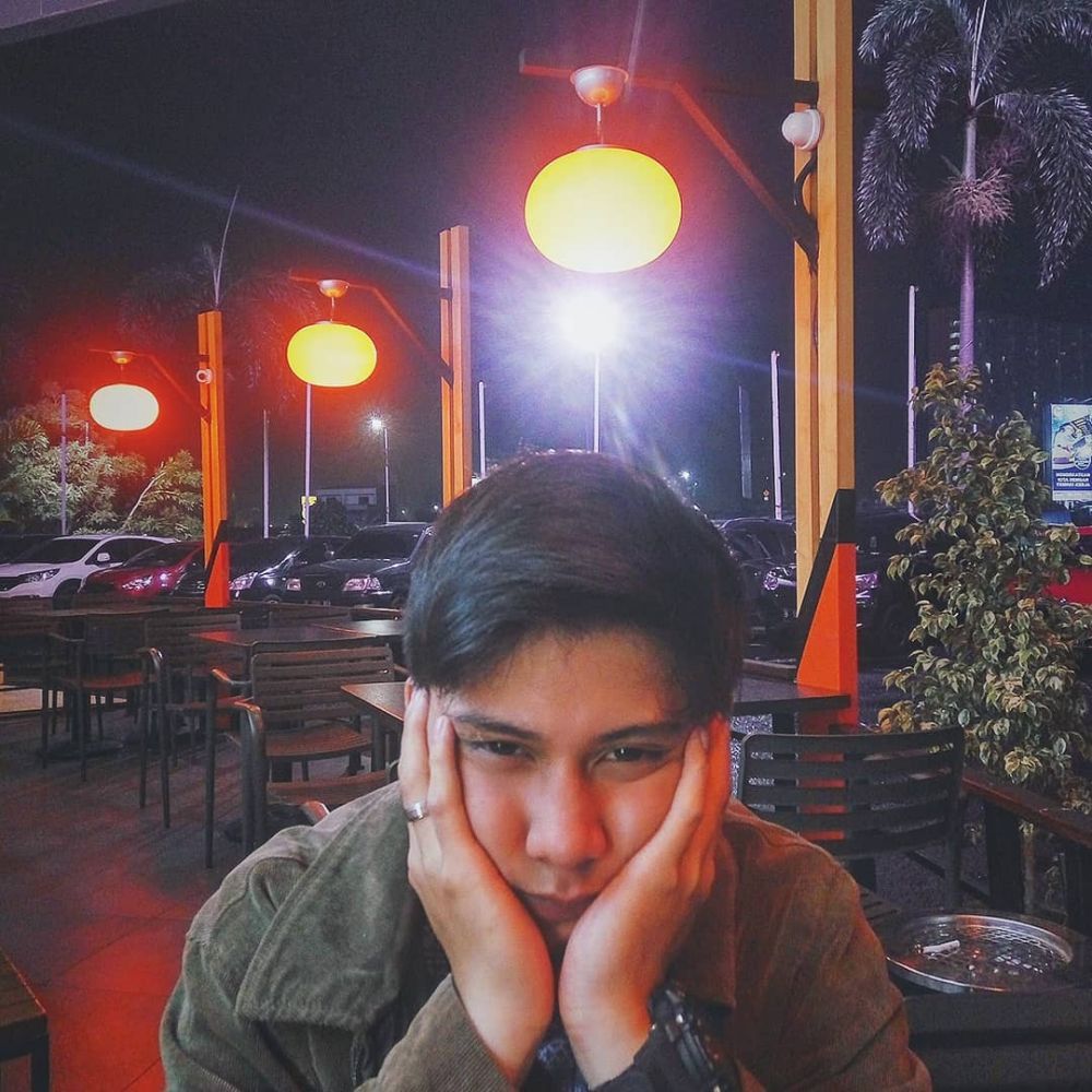 10 Potret Ahmad Syaiful, anak komedian Mastur yang ganteng abis