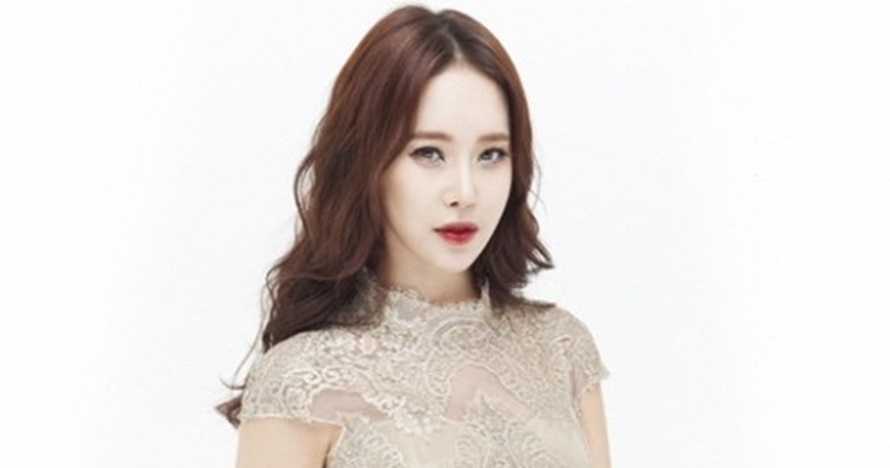 10 Pesona Baek Ji-young, idol K-Pop Korsel paling populer di Korut