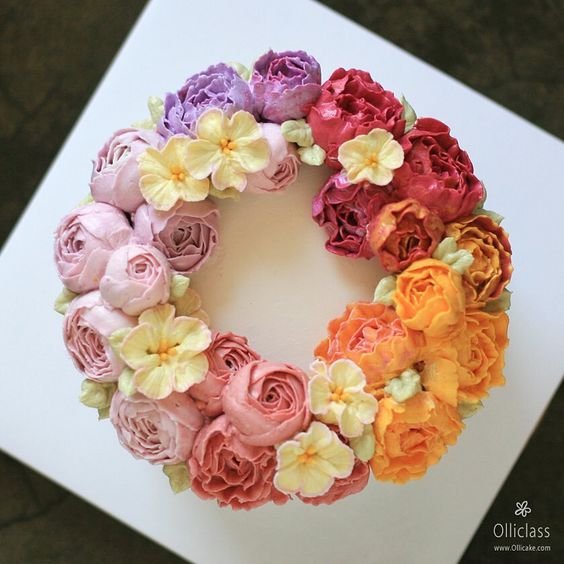 8 Kreasi flowercake, kue cantik dengan hiasan bak bunga asli