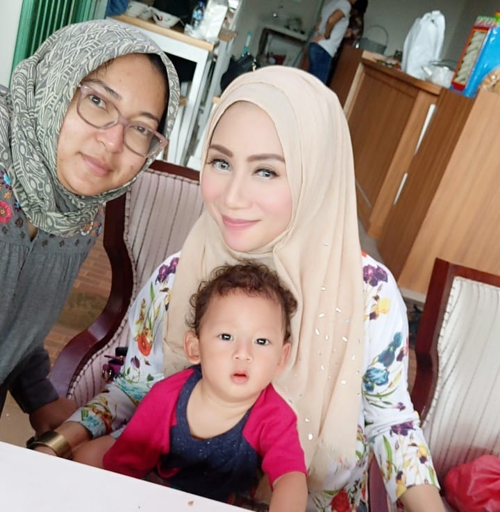 8 Potret Cyntia Livianty, adik Maia Estianty yang tak kalah memesona