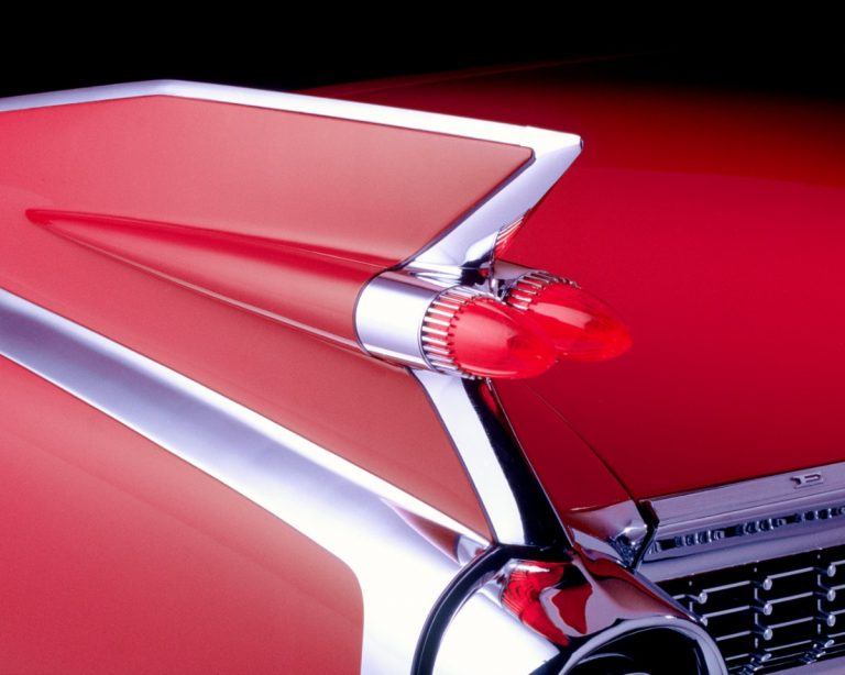 9 Fitur mobil klasik era 70-an jadi buruan kolektor, harganya wow! 