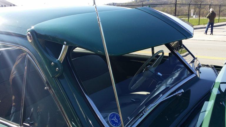 9 Fitur mobil klasik era 70-an jadi buruan kolektor, harganya wow! 