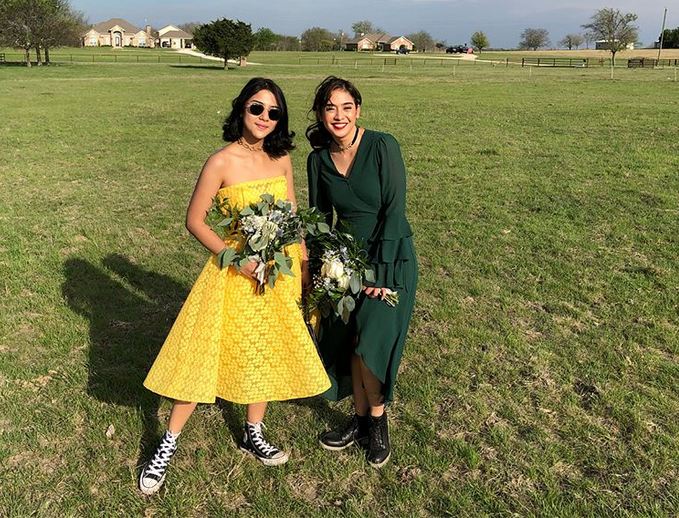 Lupakan heels, 5 seleb ini pilih pakai sneakers ke pesta pernikahan