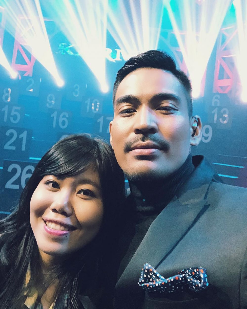 10 Gaya fashion Pinkan Mery, manajer Robby Purba penyuka K-Pop