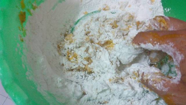 Resep mudah bikin kue timpan labu khas Aceh yang manis nan legit