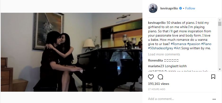 Kevin Aprilio main piano sambil memangku kekasihnya, hot abis