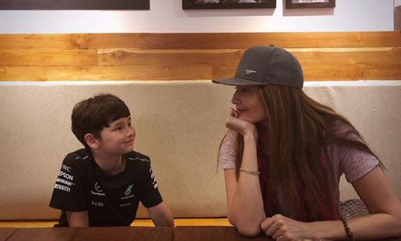 10 Momen kebersamaan Tamara Bleszynski bareng Kenzou, sweet banget